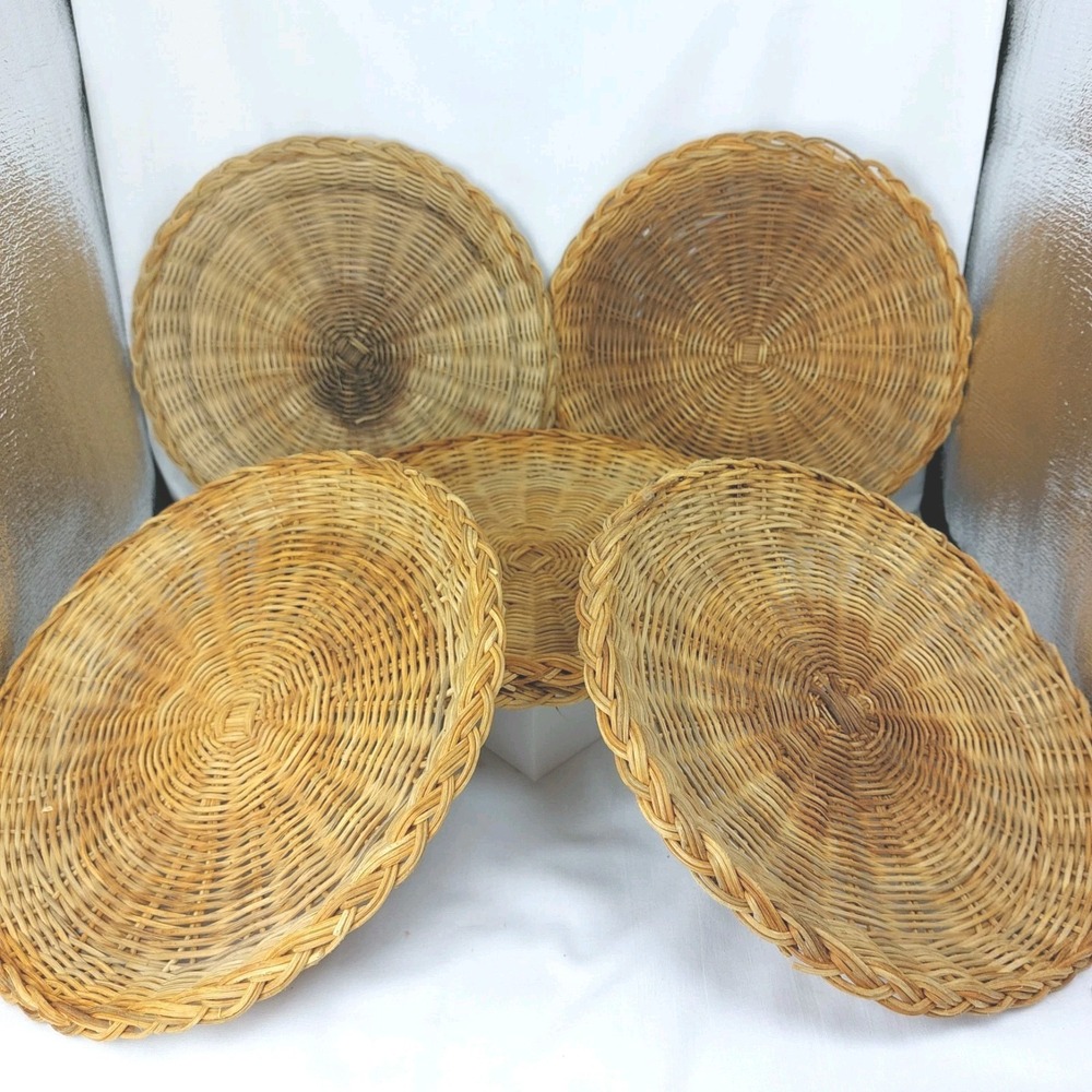13 -Vintage Wicker Rattan Paper Disposable Plate Holder 10" Holds 9" Plate *READ - Picture 4 of 5
